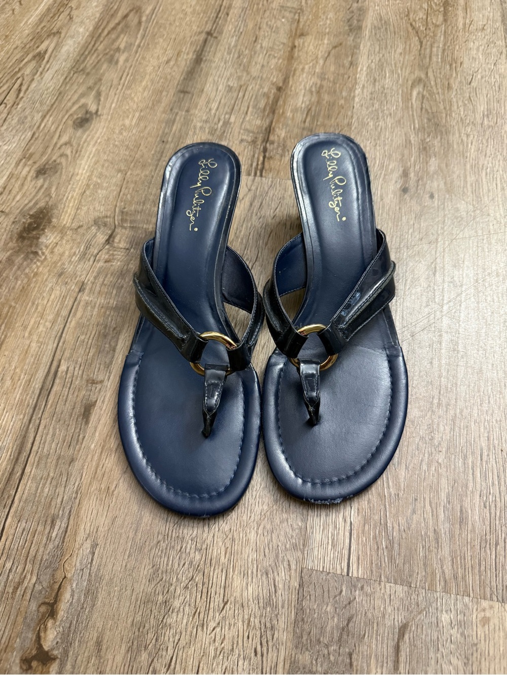 Lilly Pulitzer Navy Patent Wedge Thong Sandals with Gold Ring Accent - Picture 5 of 13
